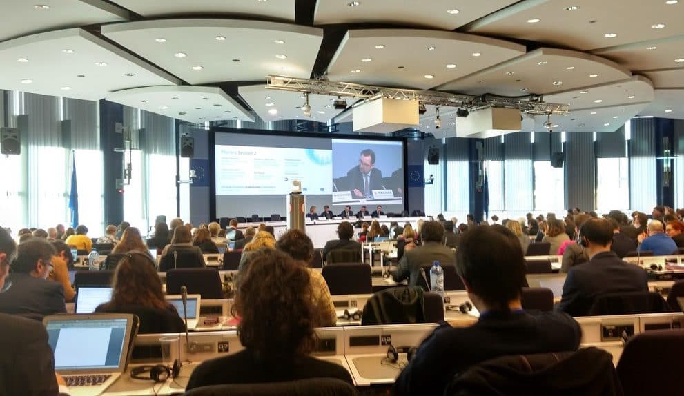 Circular Economy goes beyond Brussels / La Economía Circular va más allá de Bruselas