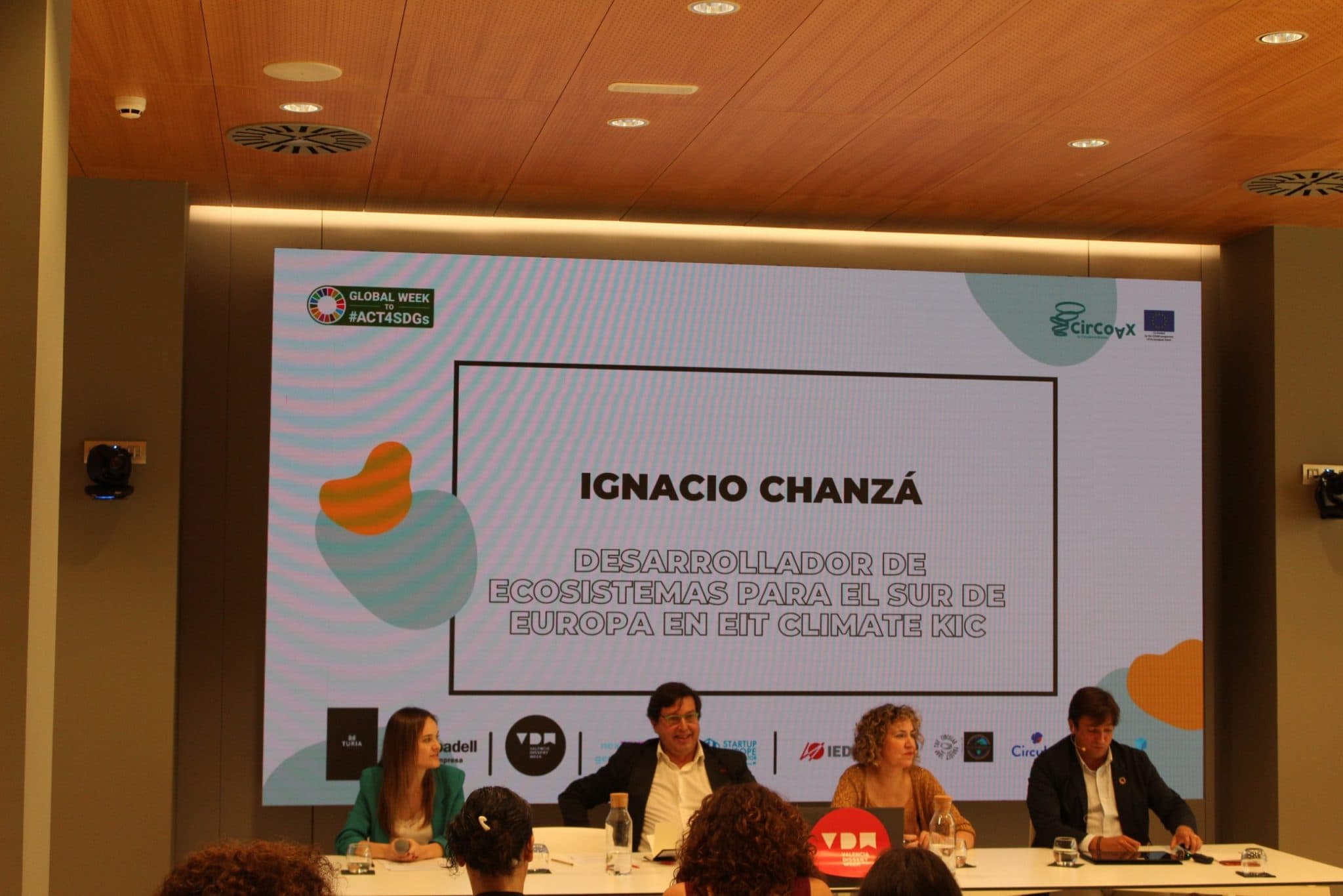 Ground-breaking ideas and agents committed to sustainability in fashion and textiles inaugurate Valencia Disseny Week