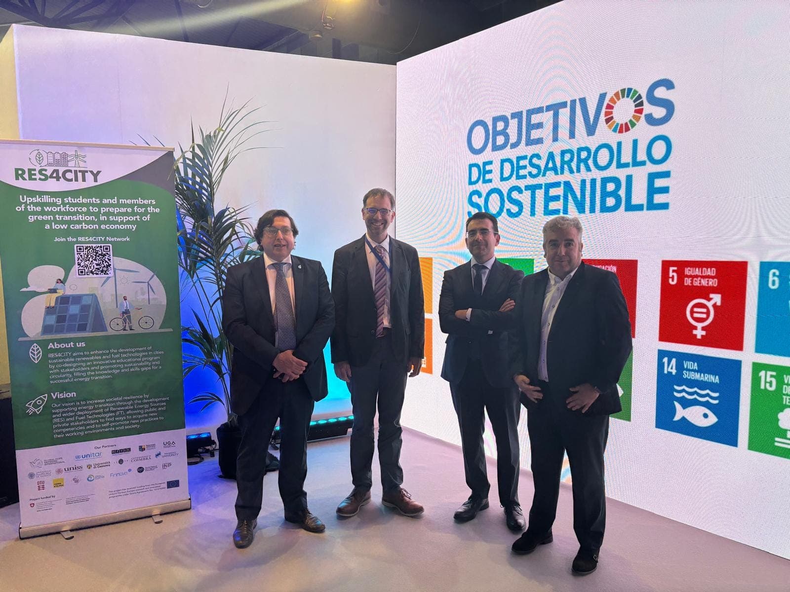 Expertos internacionales debaten en Málaga sobre los desafíos y oportunidades del hidrógeno verde en el transporte sostenible.