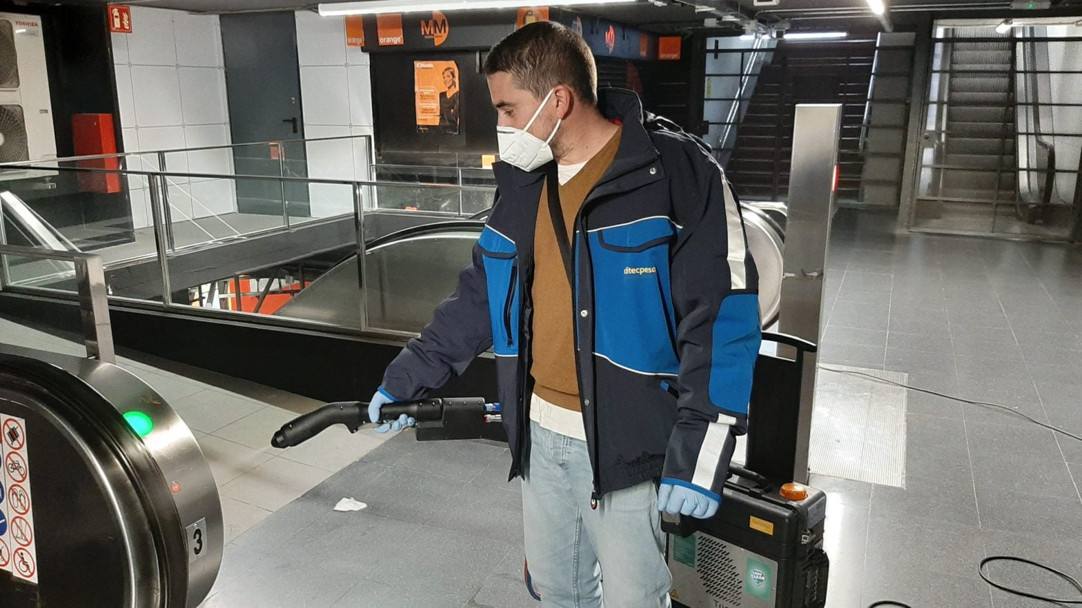 Estación Barcelona Sants Diciembre 2020