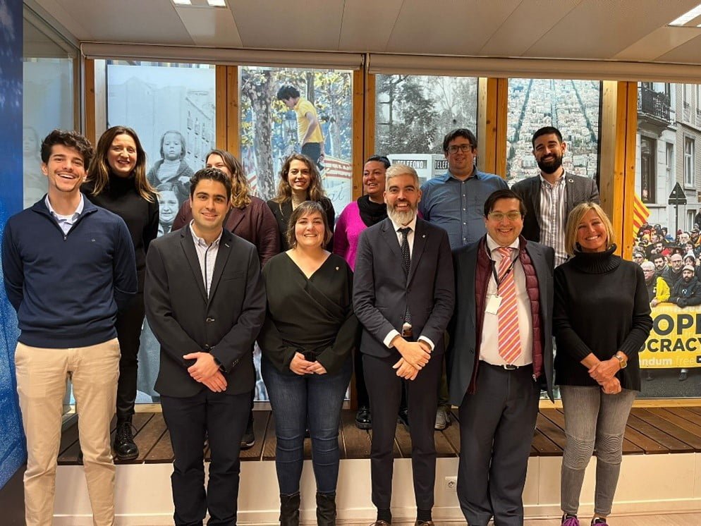 Una delegación de la Diputació de Tarragona se traslada a Bruselas para visitar a los cinco participantes del programa GENIUS de la edición 2022-2023