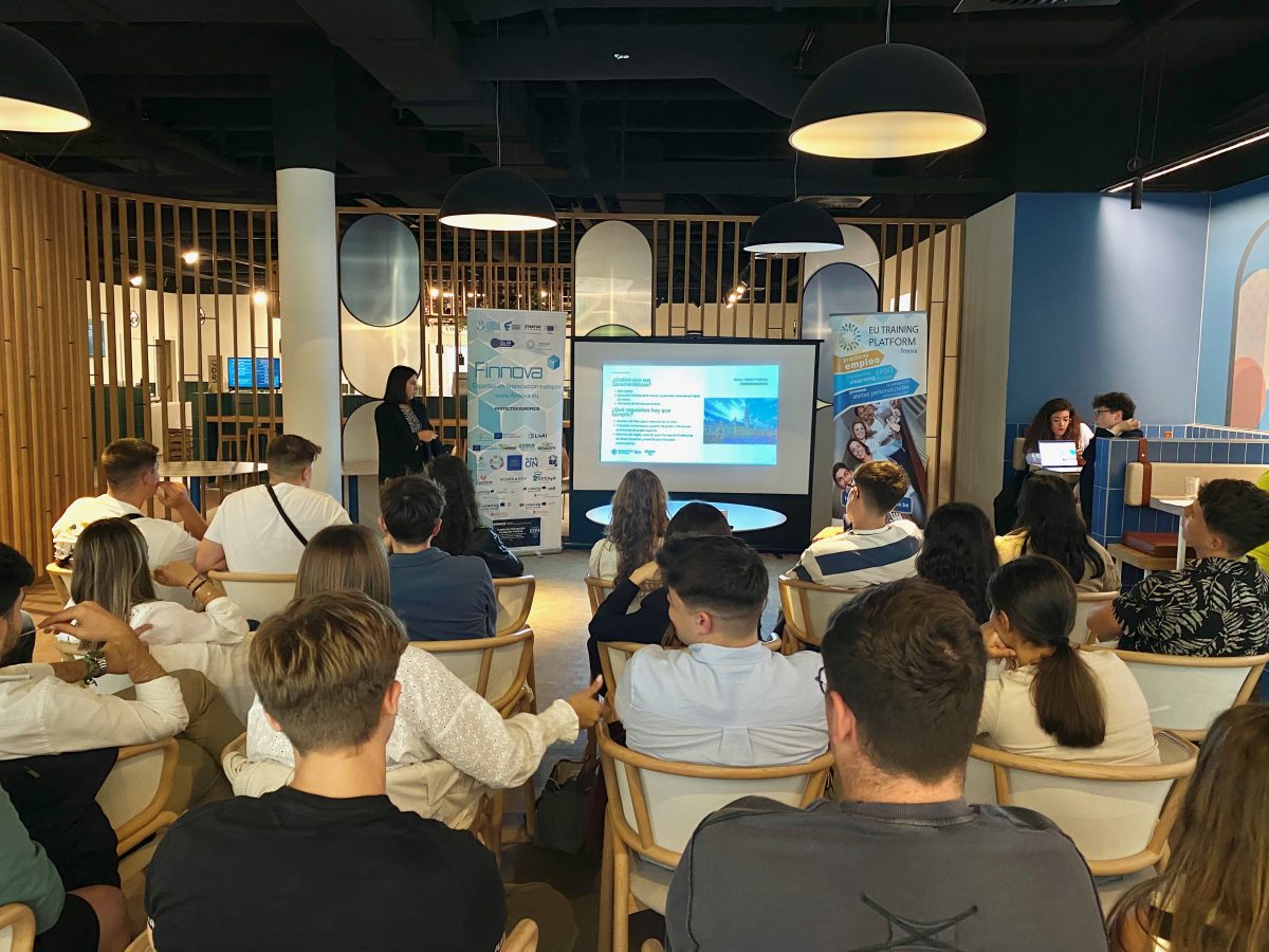 Jóvenes de Fuente Palmera exploran oportunidades europeas en Finnova en el marco del proyecto IDEUNTIDAD