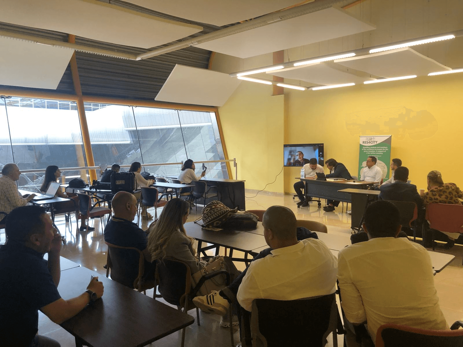 Finnova presenta el proyecto RES4CITY en la feria Greencities y S-Moving de Málaga